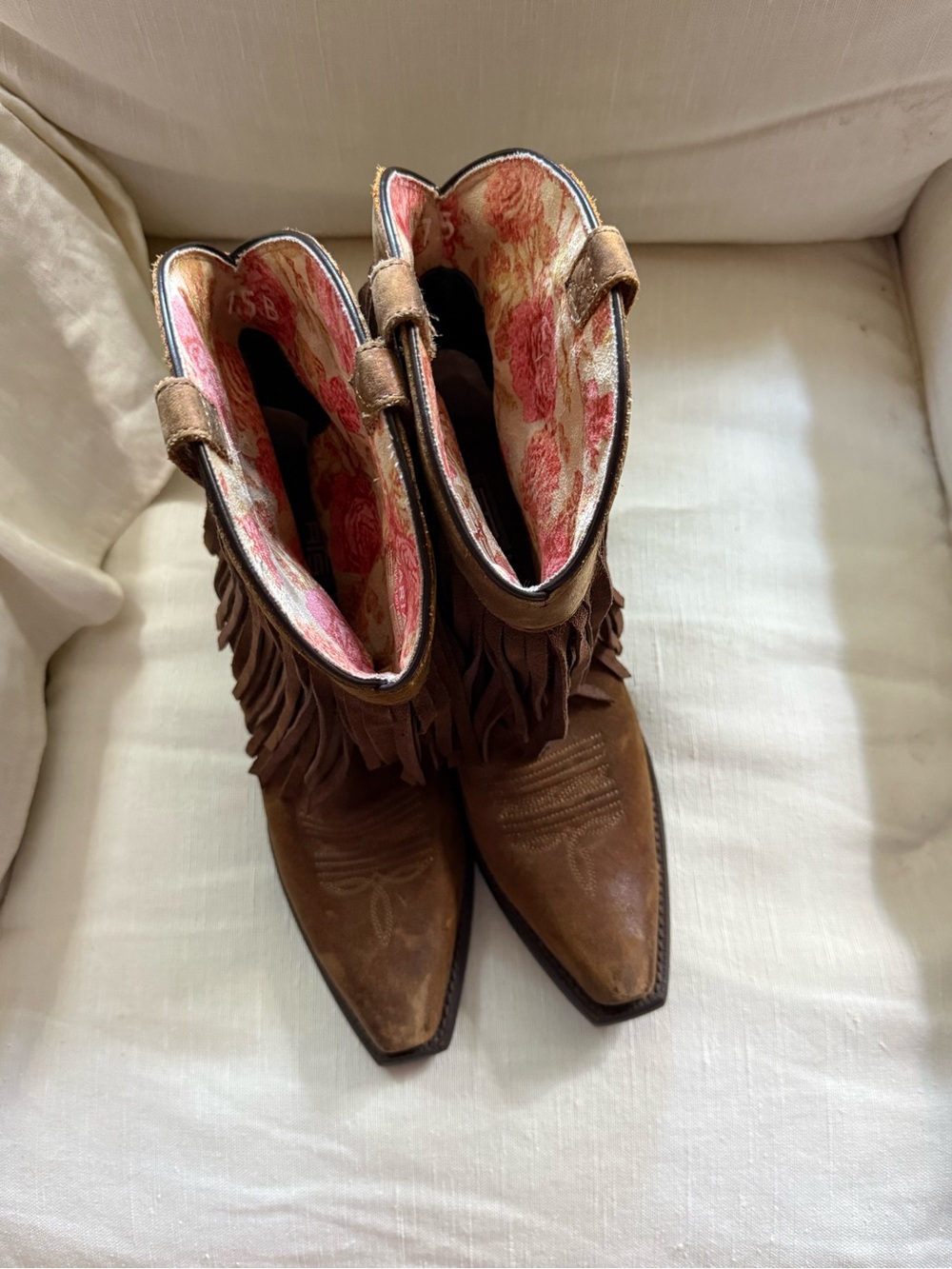 Ariat Gold Rush fringe western boots br - Picture 4 of 8